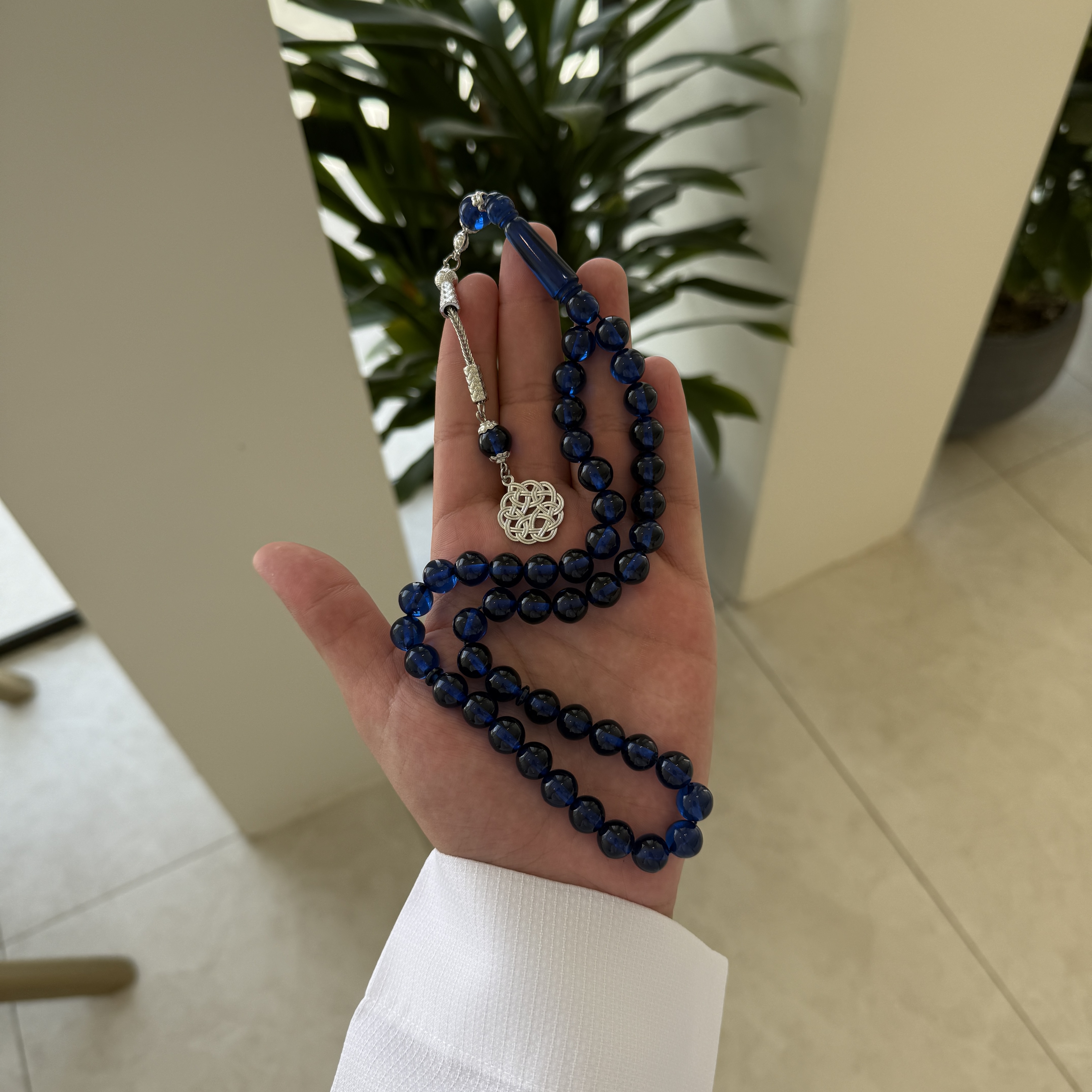 طربزونه حديد ازرق شفاف